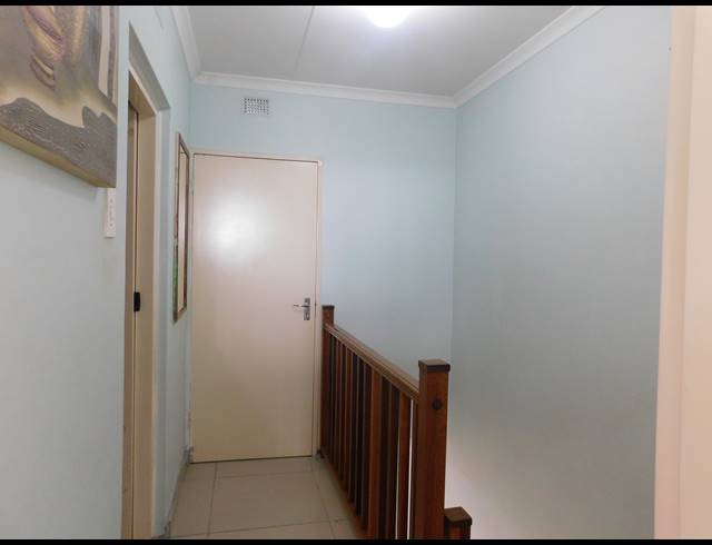2 BEDROOM DUPLEX FOR SALE IN CAVERSHAM GLEN